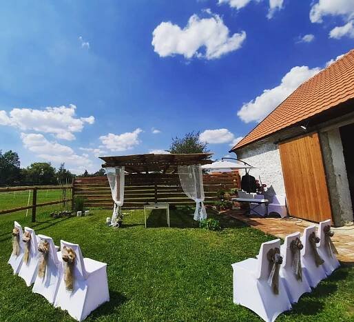 Svatební stodola Borovy u Přeštic - Svatební místa - Wedding point s.r.o.