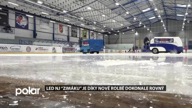 Led novojičínského “zimáku” je díky nové rolbě dokonale rovný