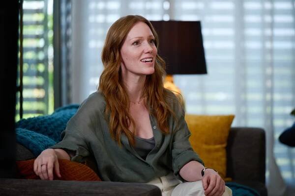 Clare Foster - The Ex-Wife - Episode 1 - Z filmu
