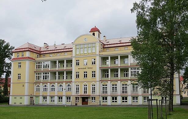 Hotelová škola v Mariánských Lázních bude spolupracovat s Vysokou školou obchodní v Praze