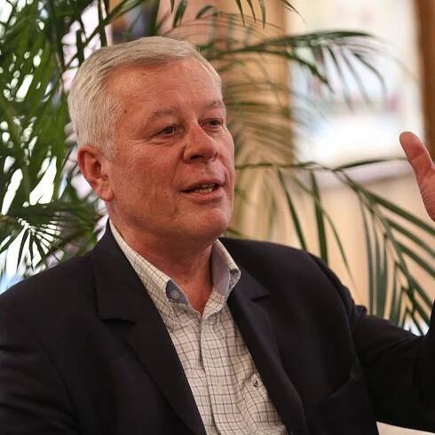 Josef Skála: Komunista i podnikatel, předlistopadový funkcionář i podivný vykladač George Orwella
