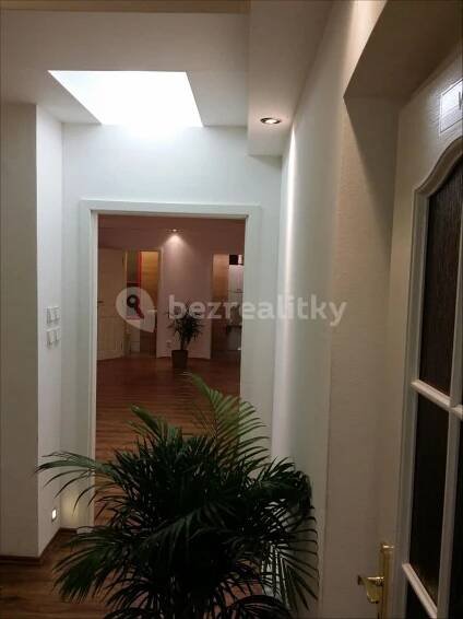 Pronájem nebytového prostoru 180 m², Žitomírská, Praha, Praha