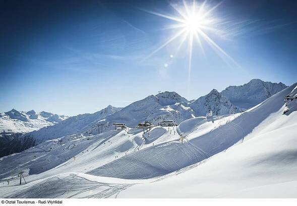 Sölden - Ötztal - Lyžování 2024/25 | Nev-Dama.cz