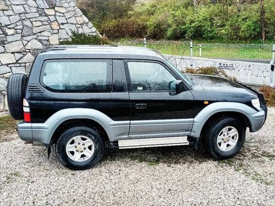 Toyota Land Cruiser 3,4 BENZÍN - GXL VZJ90L | DAJBYCH 4x4