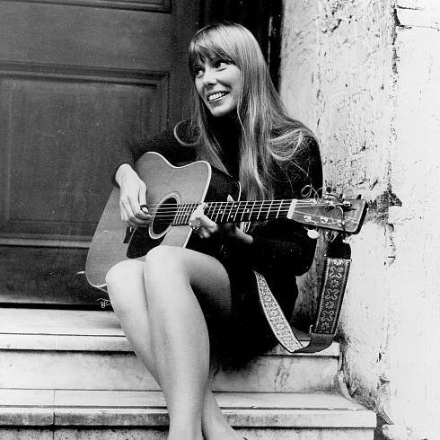 Kariéra na několik lidských věků. Život folkové legendy Joni Mitchellové je plný malých zázraků
