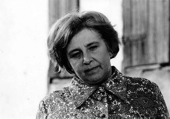 Odvážná slečna - Z filmu - Stella Zázvorková