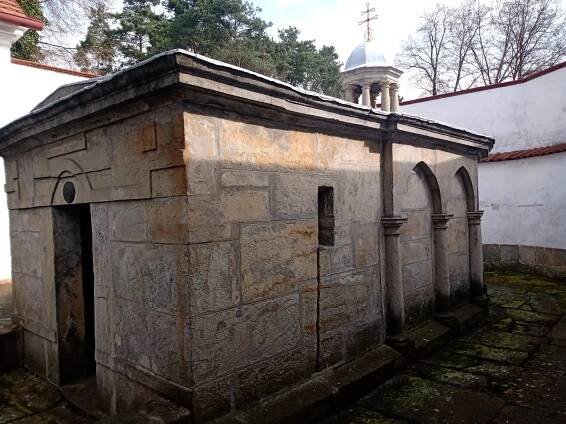 Photos • Chapel of the Holy Sepulchre (Chapel) • Mapy.com