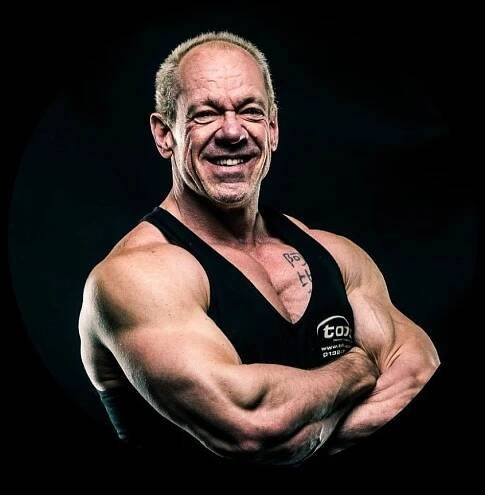 BODYBUILDING JUDGE: "JUDGES ALWAYS KNOW BEST" - Frontdouble