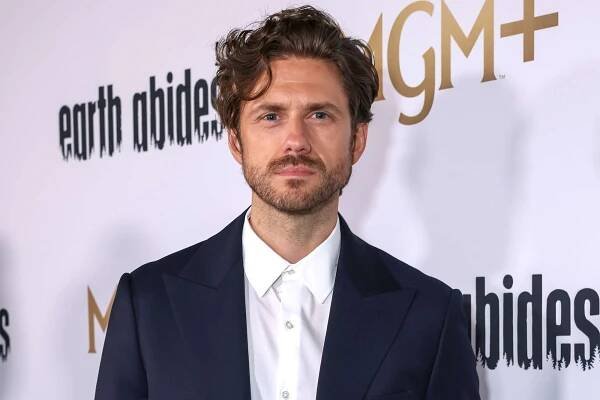 Aaron Tveit attends MGM+'s 