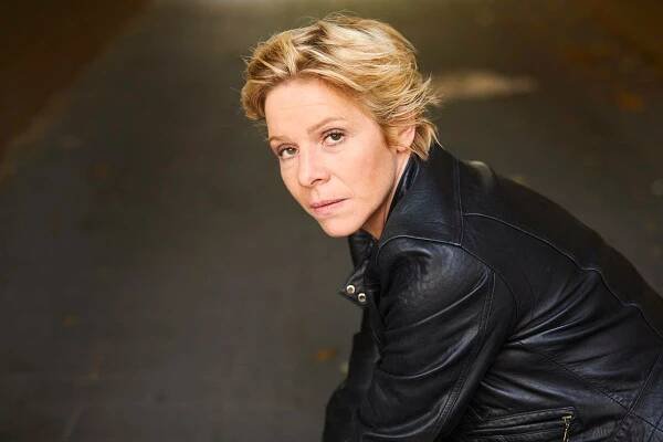 Svenja Niekerken – agentur-whiterock.de