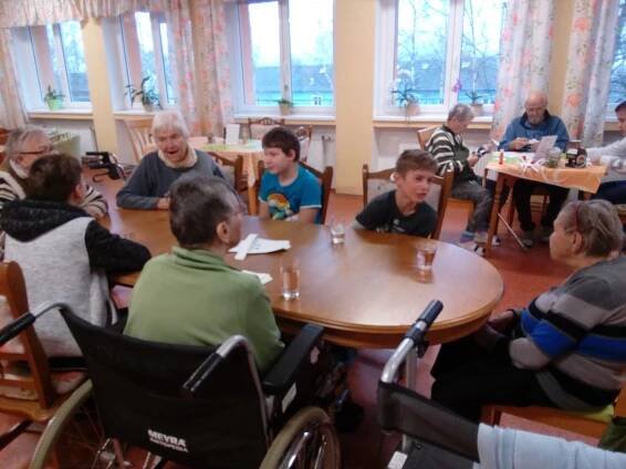 Základní škola a Mateřská škola Litvínov | Návštěva Domova pro seniory
