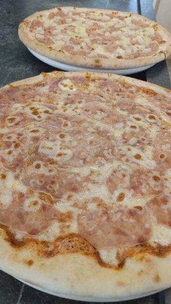 Pizza Alberto Komenského 104, 549 01 Nové Město nad Metují