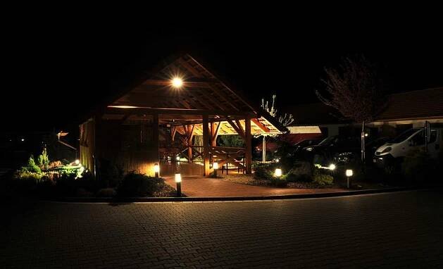 Hotel Kobero Ricany  Exteriér fotografie