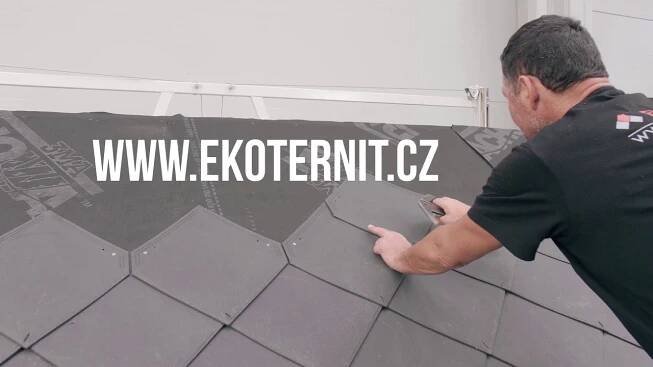 Montáž střešní plastové krytiny Ekoternit EB1