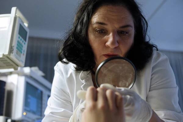 Soko Vídeň - Schöne neue Welt - Z filmu - Maria Happel