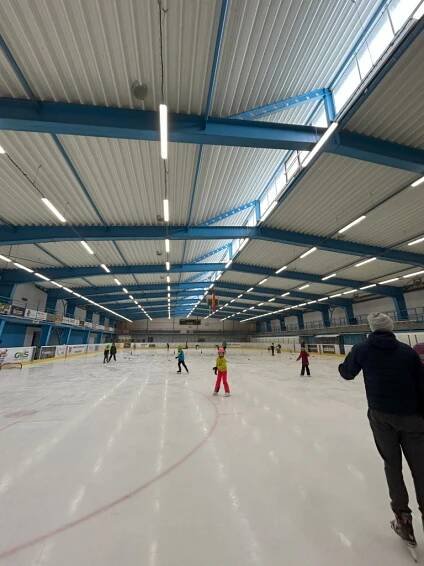 Základní škola a Středisko volného času, Rokytnice nad Jizerou, příspěvková organizace | Školní rok 2024/2025 | Bruslení