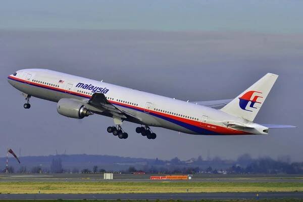 Pátraní po pohřešovaném letu MH370 bylo obnoveno