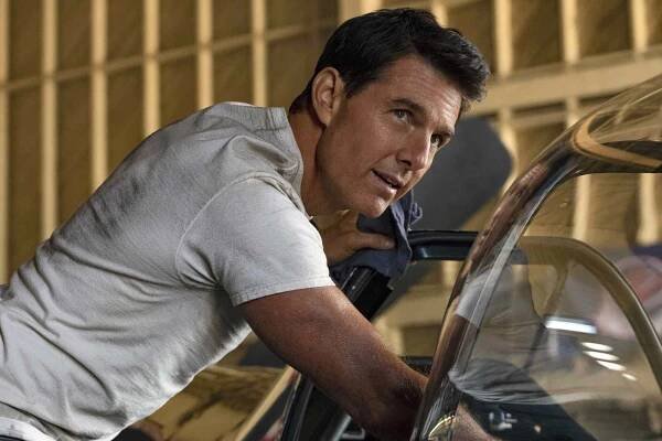 Where to Watch Top Gun and Top Gun: Maverick