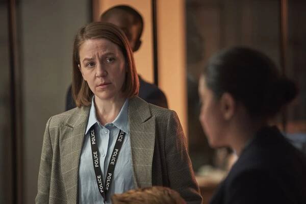 Gemma Whelan as DCI Kerry Henderson in DI Ray.