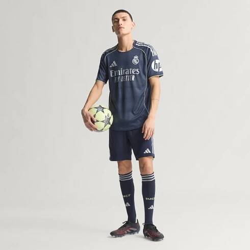 Originální venkovní dres Realu Madrid 25/26