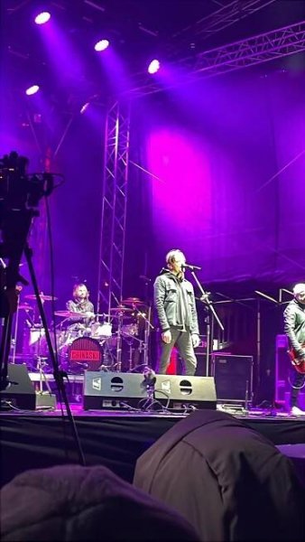 Natřískáno! Liberec zažil hudební extázi, Chinaski i Lenny na náměstí zaválely