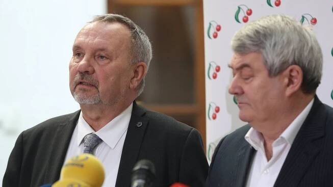 Volební smůla: Kandidát do Senátu Pavel Kováčik se propadl střechou, je v těžkém stavu – eXtra.cz