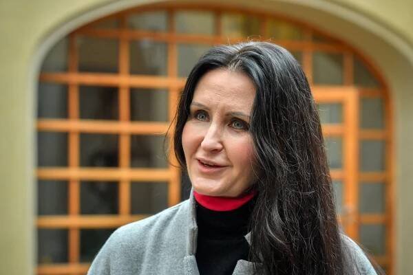 První cizinka, třetí žena. Kdo je nová šéfka Národní galerie Knastová a co přinese