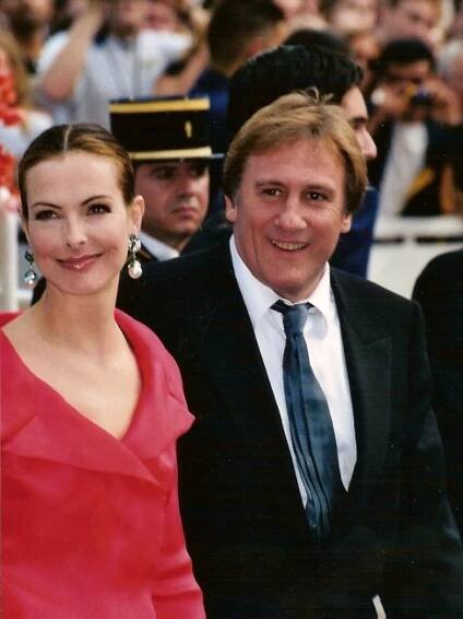Soubor:Gérard Depardieu Carole Bouquet 2001.jpg – Wikipedie