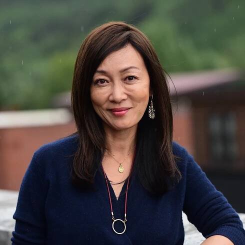 Former C.I.A. Agent Is Charged With Working for South Korea