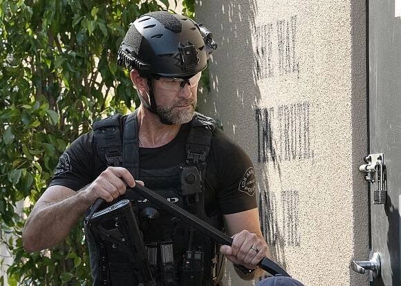 Zbrojnice - Hopeless Sinner - Z filmu - Jay Harrington