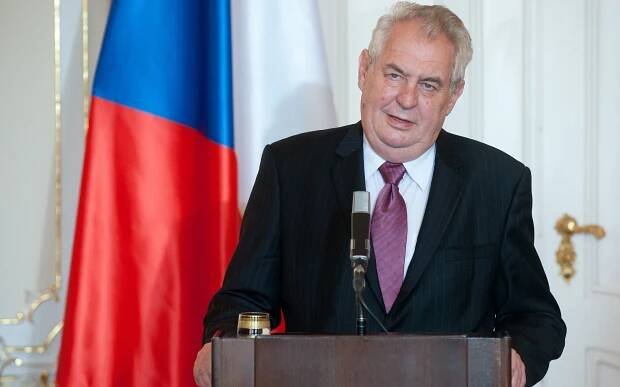 Galerie: Zeman řezníkům: Islámští utečenci nás připraví o krásu žen - Galerie - Echo24.cz