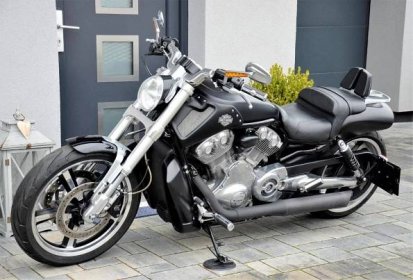 Harley Davidson vrscf V-Rod Muscle | Motorkáři.cz
