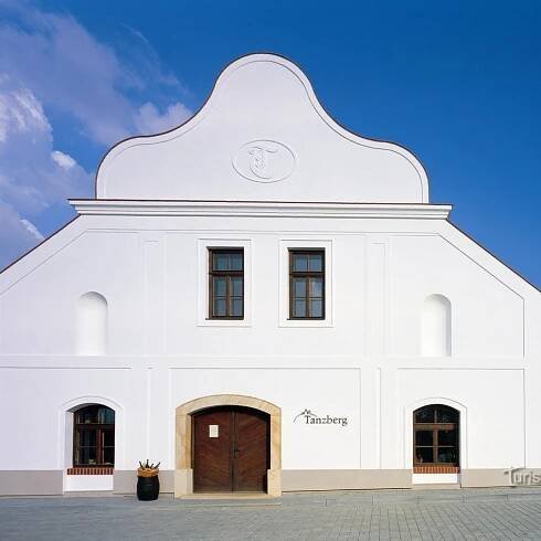 vinarstvi-tanzberg-1.JPG