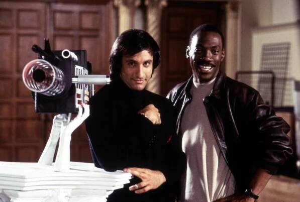 BEVERLY HILLS COP III, Bronson Pinchot, Eddie Murphy, 1994, (c)Paramount Pictures/courtesy Everett Collection