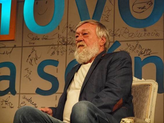 Hovory na scéně – Dušan Sitek | Městské divadlo Mladá Boleslav