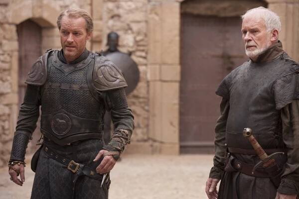 Hra o trůny - Ulička trestu - Z filmu - Iain Glen, Ian McElhinney