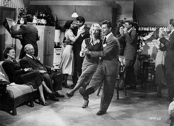 Yes Sir That's My Baby - Z filmu - Charles Coburn, Gloria DeHaven, Donald O'Connor
