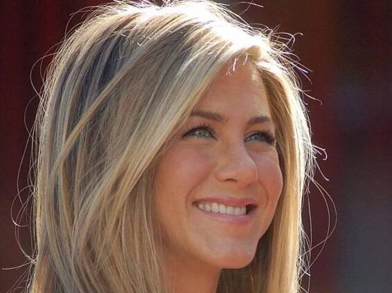 Jennifer Aniston v slzách: Odešel jí milovaný tatínek!