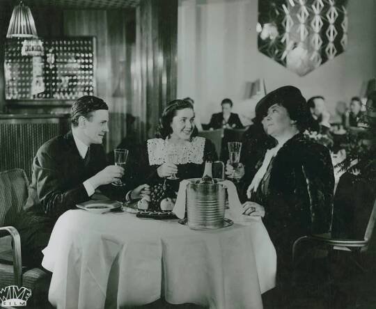 Frank Sundström, Eivor Landström, Dagmar Ebbesen - Släkten är bäst - Z filmu