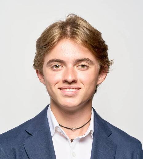 Diego Robbins Headshot