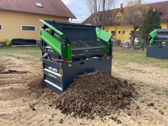 Pronájem a prodej třídičky zeminy MS MINI, mobilní katrovačka, recyklace materiálů, stavební stroje