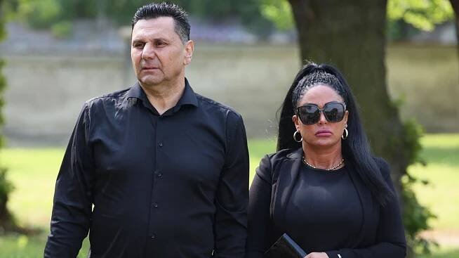 Striptýz v hampejzu, milenka a veselka za milion: Marie Růžičková šokovala tím, kolik stála svatba s hokejovým trenérem - Super.cz