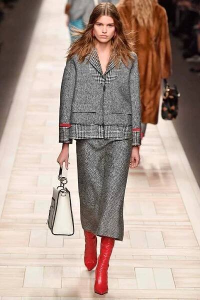 Pin by Мариам Кулагина on Jacket in 2025 | Fashion outfits, Fashion, Beautiful outfits