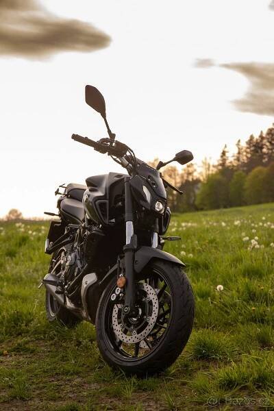 Yamaha MT 07  2022