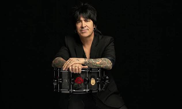 DW ehrt Alex Gonzalez mit Signature Snare Drum Artikelbild