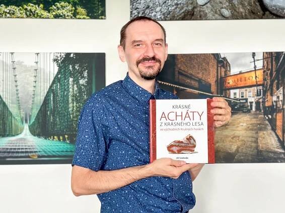 O knize Krásné acháty na Českém rozhlase SEVER