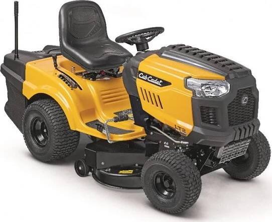 LT2 NR92 zahradní traktor CUB CADET