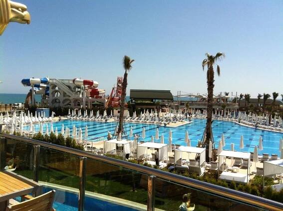 Rezort Delphin Imperial Lara