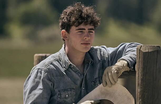 'Yellowstone's Finn Little Returning As Carter For Beth & Rip Spinoff