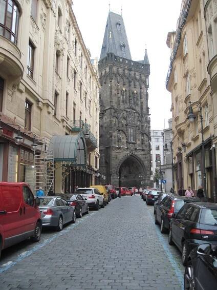 Soubor:Praha, U Prašné brány - panoramio.jpg – Wikipedie